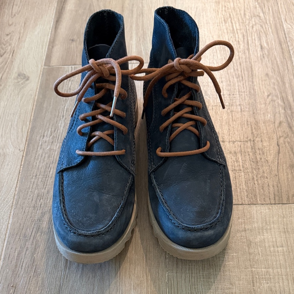 Sorel Men's Waterproof Dark Gray Leather Boots